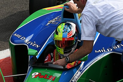 Hommage-Helmdesigns in der Formel 1