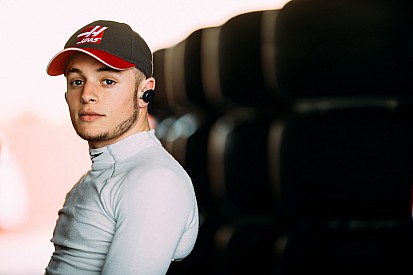 Ferrucci to race for Coyne in Detroit