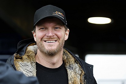 Earnhardt Jr: My first season as a broadcaster was “memorable”