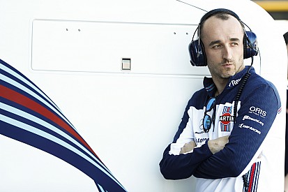 Villeneuve: Kubica, FW41'i kasıtlı olarak zorlaştırıyor olabilir