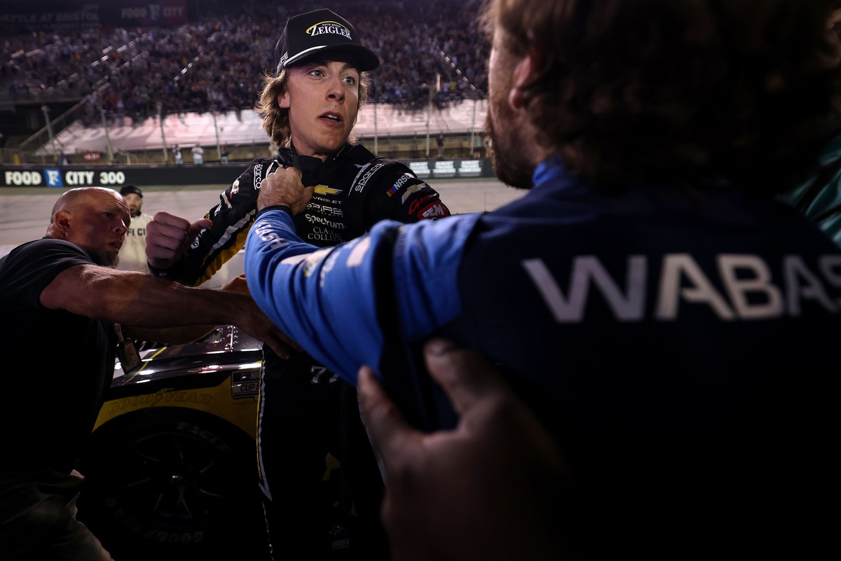 Ryan Blaney escalates tensions with Carson Hocevar at Bristol Night Race