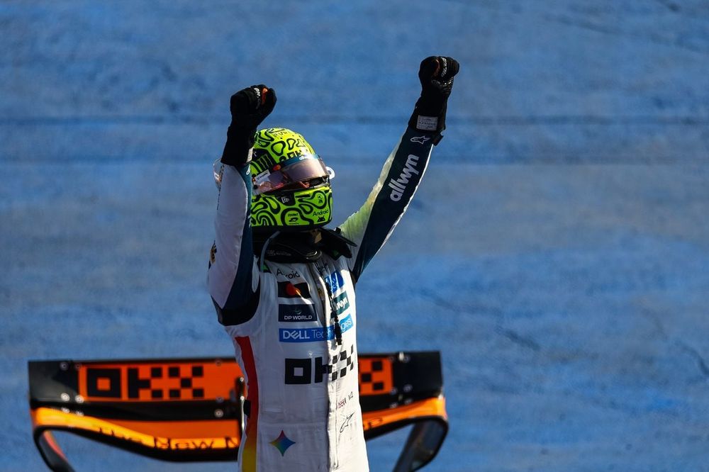 Norris Dominates Mexico GP, Takes Championship Lead