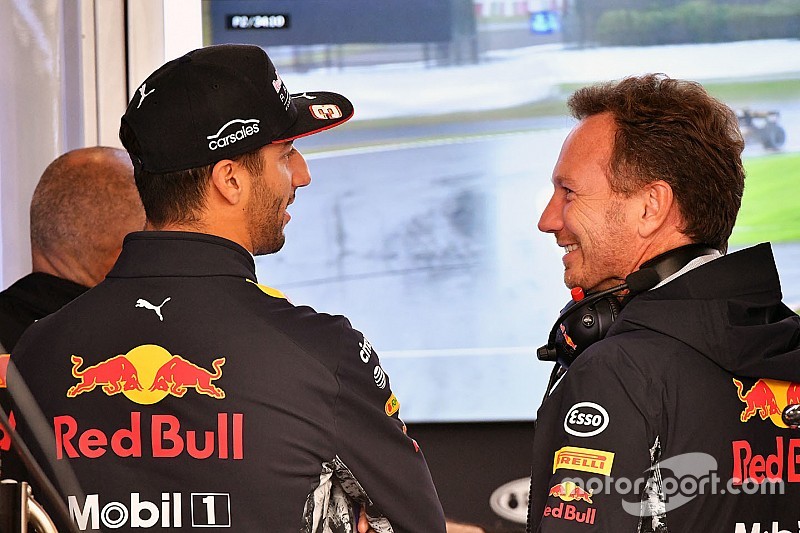 A Red Bull szerint Ricciardo részben Verstappen tempója miatt távozik