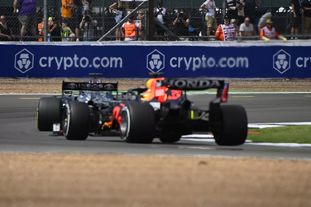 Lewis Hamilton, Mercedes W12, Max Verstappen, Red Bull Racing RB16B