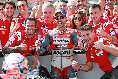 Dovizioso le da la razón a Márquez y se lleva la pole en Brno