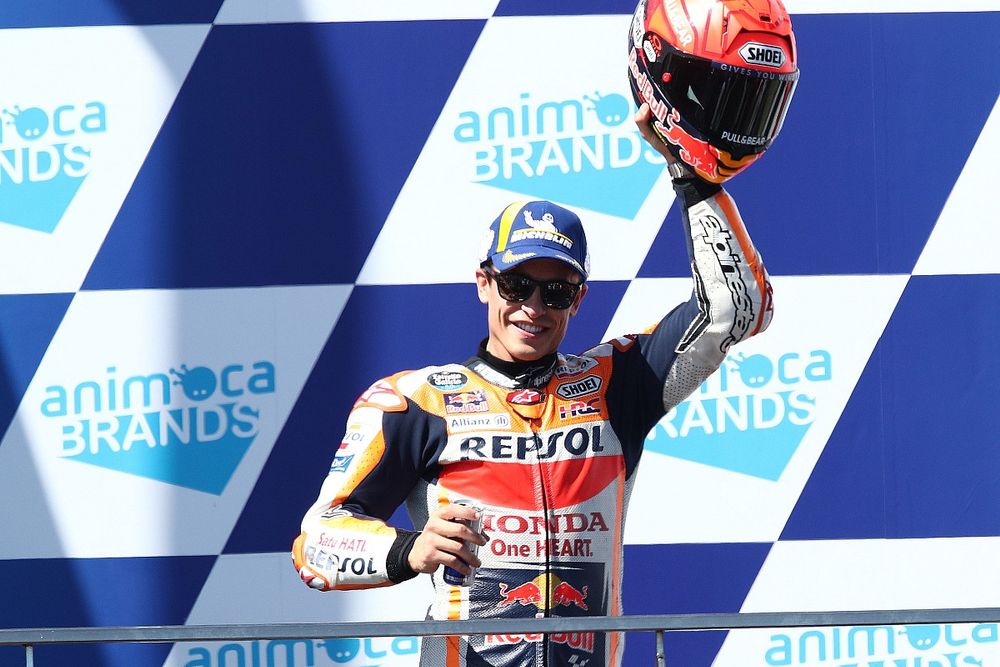 Podio: segundo lugar Marc M&aacute;rquez, Equipo Repsol Honda