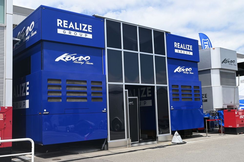 ここはF1か……！？ 国内レースに登場したKONDO RACINGの豪華