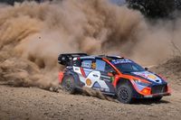 Hyundai manda en el Rally de Cerde&ntilde;a y M-Sport sufre un triple abandono