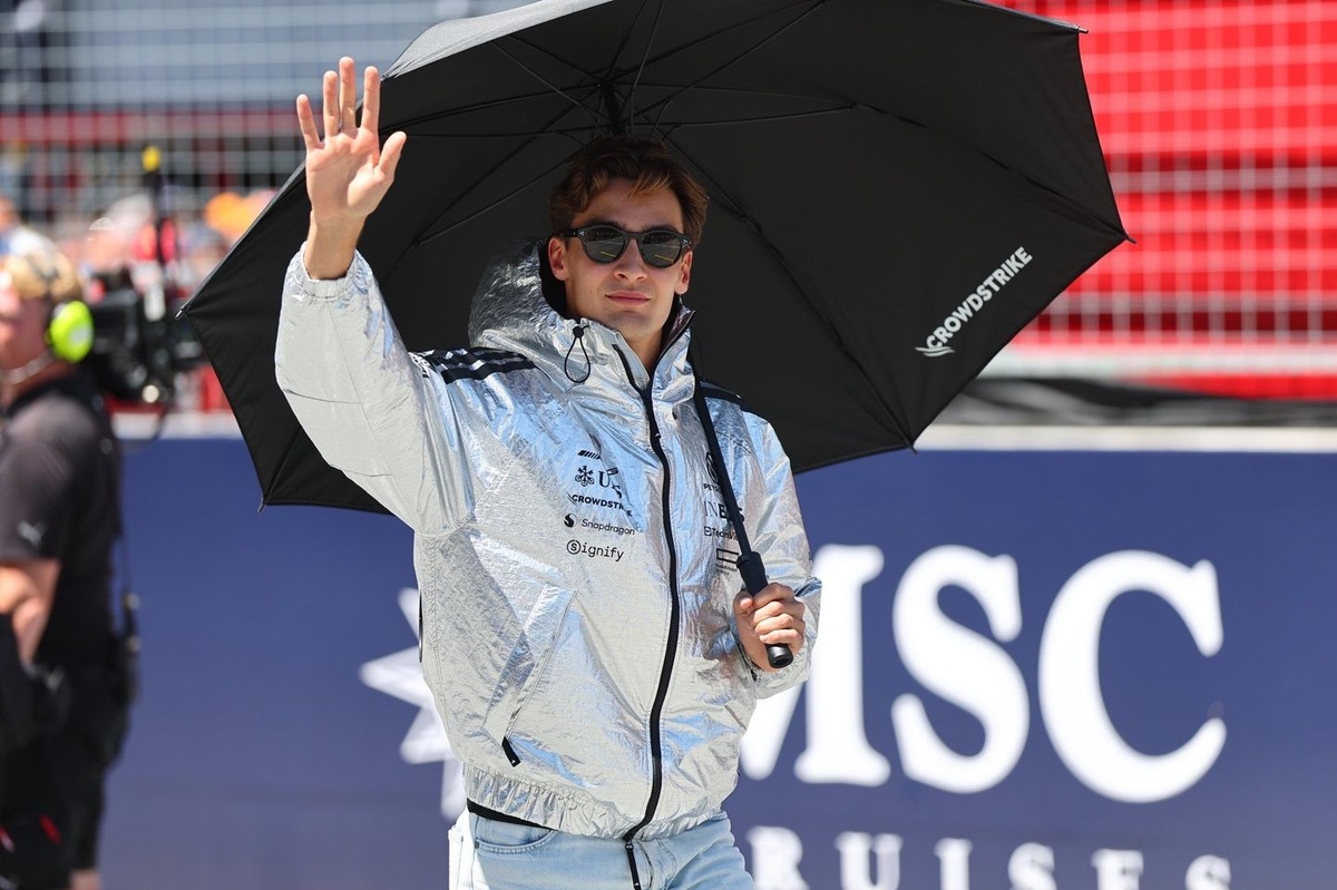 F1: Russell é direto sobre chances de sair da Mercedes em 2026