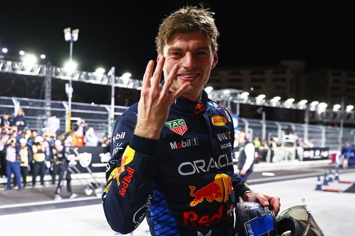 MAXショップ限定 M.フェルスタッペン 2022年ワールドチャンピオン autosport web shop / マックス・フェルスタッペン 2022年