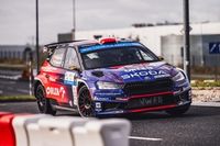 Zacięta walka w czoł&oacute;wce