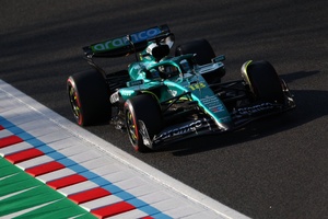 F1 アストンマーティン 実車 ボディ パーツ 本物 アロンソ HONDAホンダ lance-stroll-aston-martin-raci.jpg
