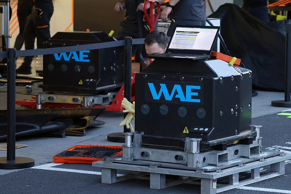 WAE battery of McLaren