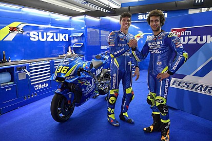 Galería: los pilotos de MotoGP lucen sus nuevos colores antes del test