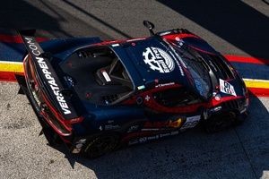 Max Verstappen prueba un Ferrari en Nurburgring... ¡con un nombre falso!