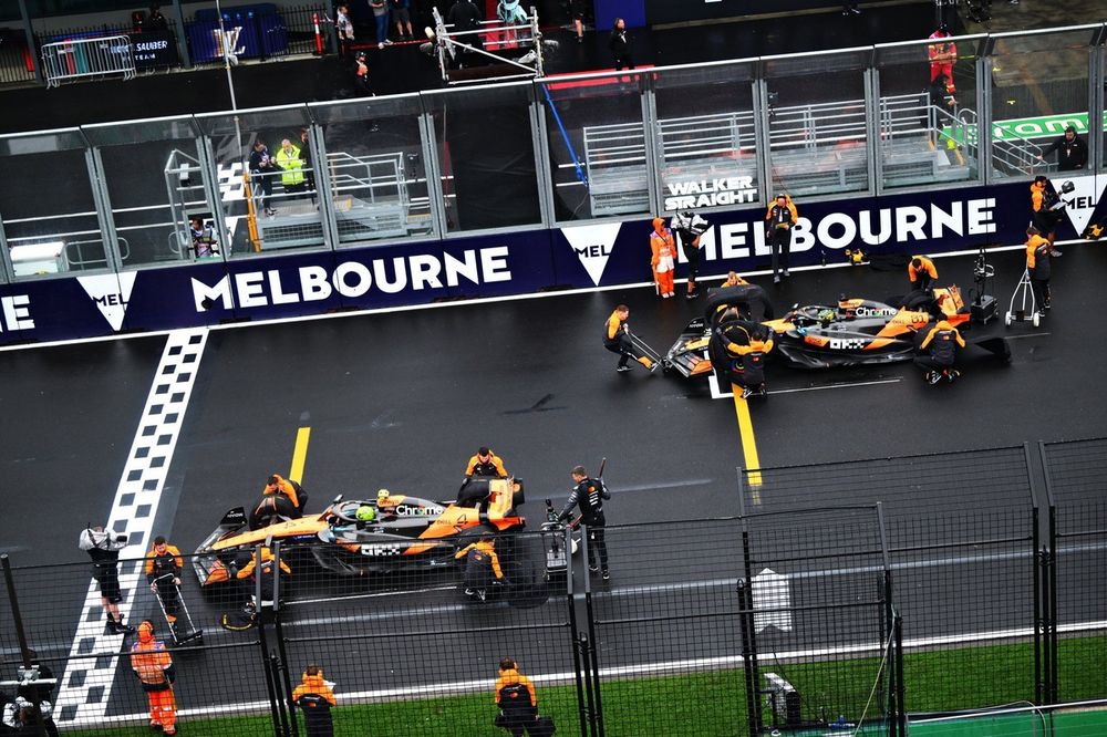 Lando Norris, McLaren, Oscar Piastri, McLaren