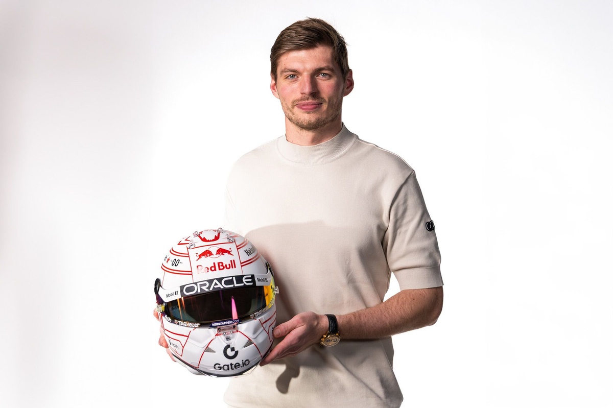 【MV別注】Red Bull RB21 フェルスタッペン 2025 日本GP レッドブルRB21日本GP限定”日の丸”カラーのフェルスタッペン車