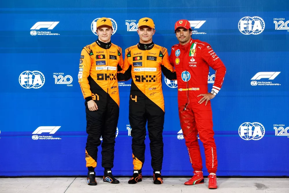 Top drie Kwalificatie Oscar Piastri, McLaren F1 Team, pole man Lando Norris, McLaren F1 Team, Carlos Sainz, Scuderia Ferrari