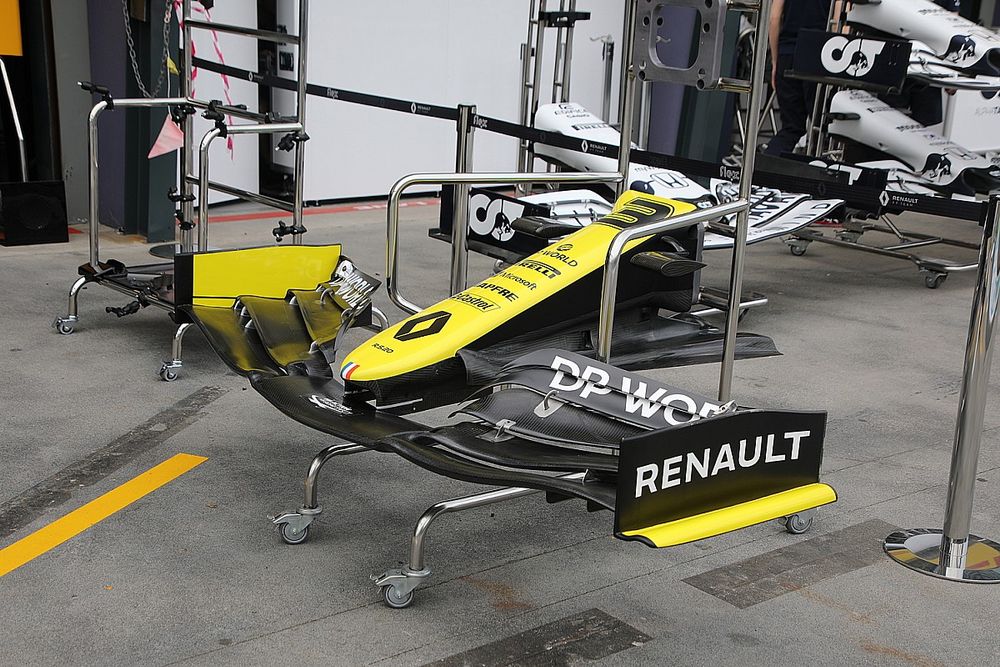 Renault F1 Team R.S.20 front wing detail