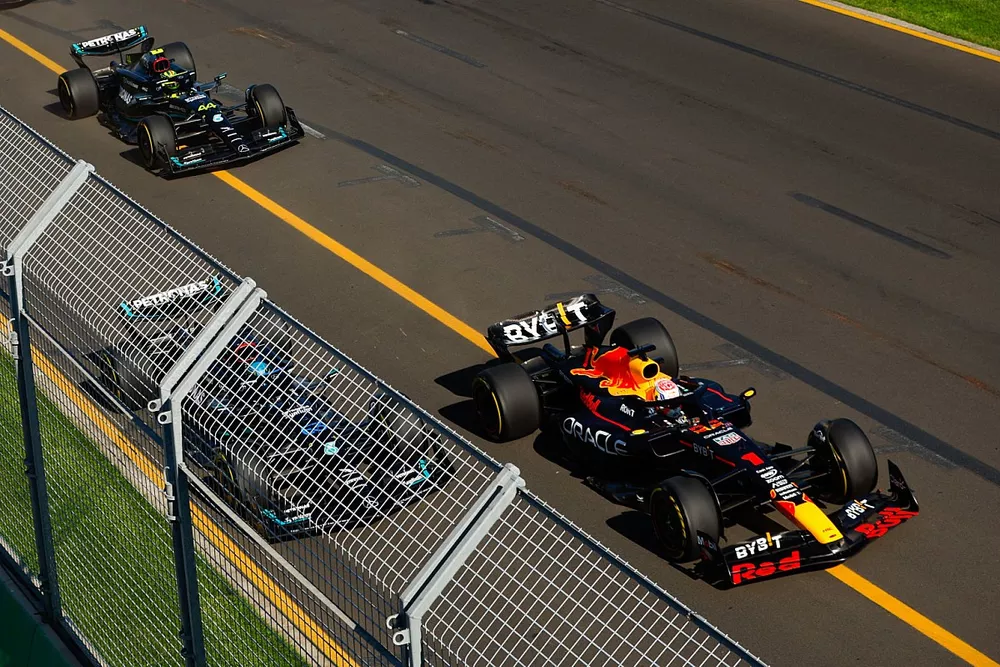 Max Verstappen, Red Bull Racing RB19, George Russell, Mercedes F1 W14, Lewis Hamilton, Mercedes F1 W14, Fernando Alonso, Aston Martin AMR23, Carlos Sainz, Ferrari SF-23