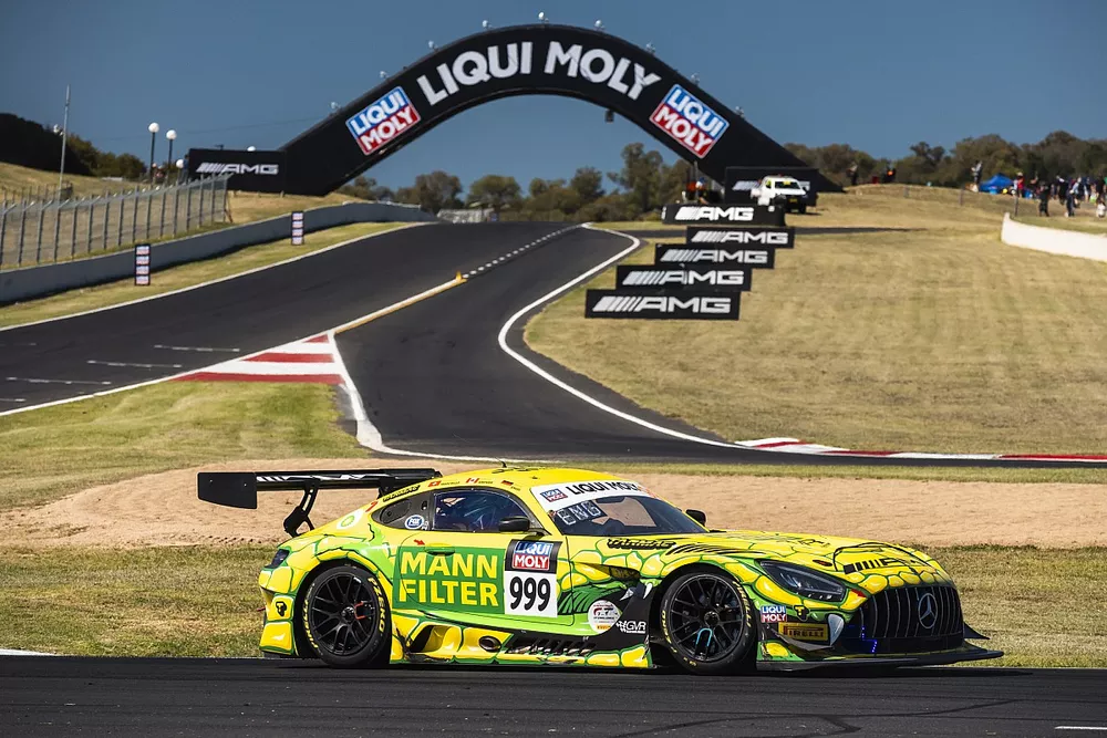 #99 Boost Mobile Racing Mercedes-AMG GT3: Jamie Whincup, Richie Stanaway, Prince Jefri Ibrahim
