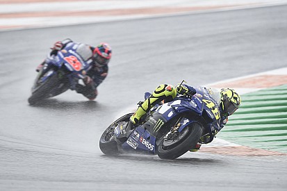 Rossi: “Los problemas de la Yamaha siguen allí, el carácter del nuevo motor es el mismo”