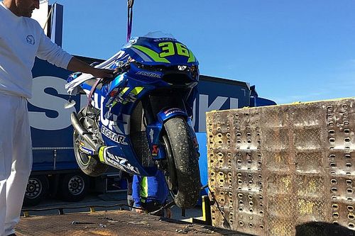 Joan Mir: &ldquo;En MotoGP el asfalto est&aacute; m&aacute;s duro&rdquo;