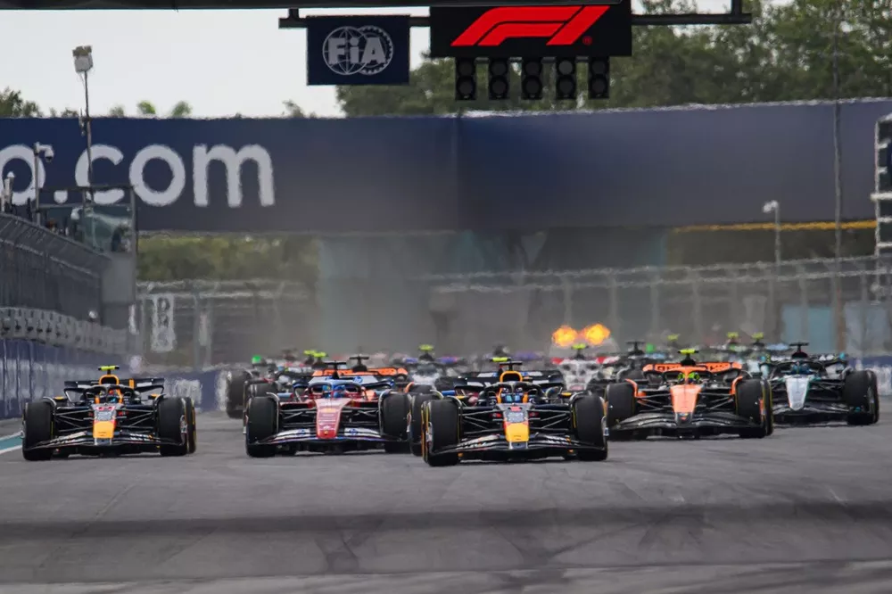 Max Verstappen, Red Bull Racing RB20,Sergio Perez, Red Bull Racing RB20,Charles Leclerc, Ferrari SF-24,Carlos Sainz, Ferrari SF-24