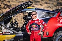 Loeb pone la mira en Audi en el Dakar 2024: "Est&aacute;n fuertes"