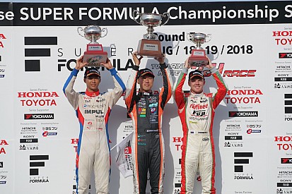 Super Formula Motegi: Ishiura menang, Cassidy pimpin klasemen