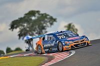 Diego Nunes lidera treino 'pegado' da Stock Car em Goiânia