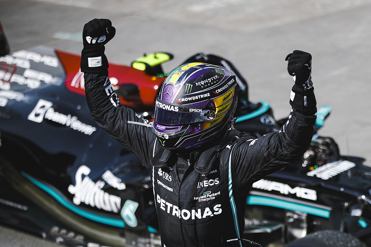 Wer Letzte Nacht Am Besten Geschlafen Hat Formel 1 Wer letzte Nacht am besten geschlafen hat: Lewis Hamilton