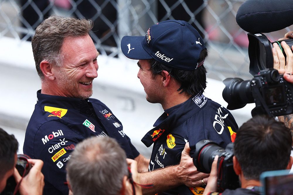 Christian Horner, jefe del equipo Red Bull Racing , Sergio Pérez, Red Bull Racing