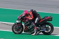 El despiste de Aleix Espargar&oacute; que le cost&oacute; la carrera y conmovi&oacute; a MotoGP