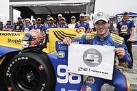 En la última vuelta, Alexander Rossi le roba la pole a Scott Dixon