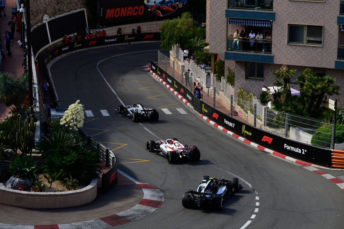 Estrategia para el GP de Mónaco 2026: El undercut y los neumáticos blandos definen la carrera