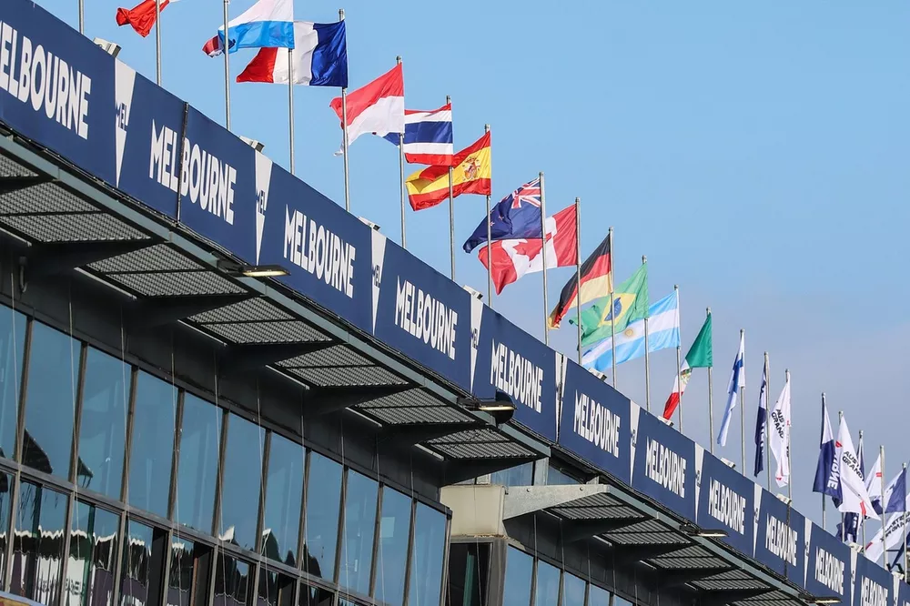 Pit lane flags