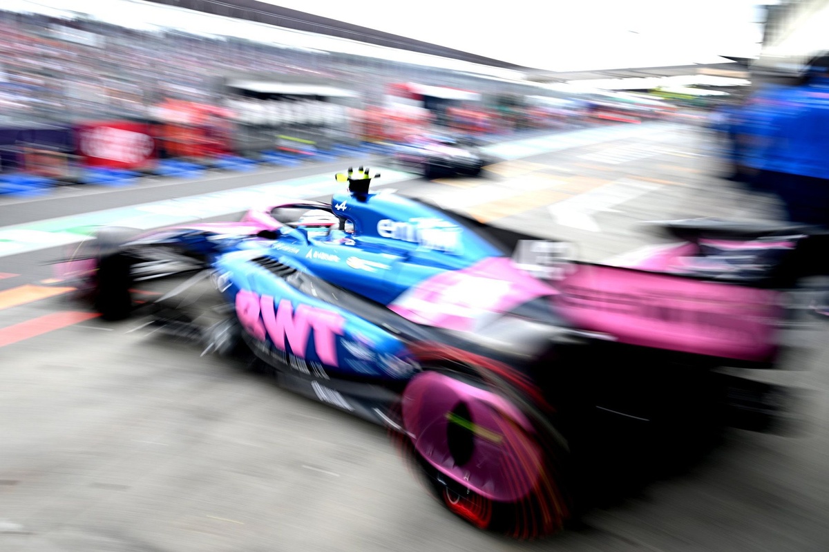 Mercedes negocia comprar parte de Alpine en un movimiento inesperado en F1