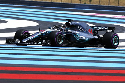 Paul Ricard, Libere 1: Hamilton detta il passo, Ferrari in difficoltà