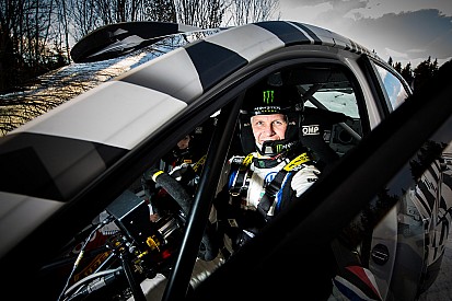WRC in Spanien: Petter Solberg greift für Volkswagen ins Steuer