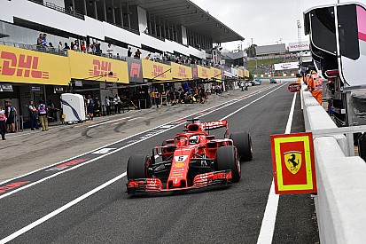 Vettel neemt Ferrari niets kwalijk: “Hing regen in de lucht”