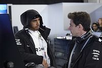 Wolff explica acordo de apenas um ano com Hamilton e descarta rumores de cl&aacute;usula de veto