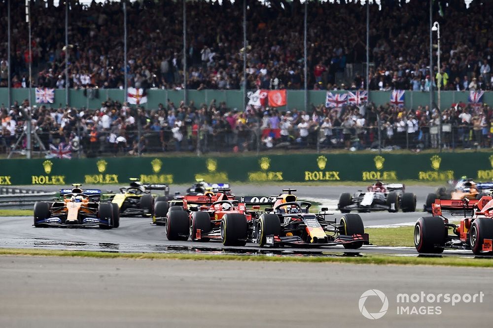 Max Verstappen, Red Bull Racing RB15, leads Sebastian Vettel, Ferrari SF90, and Lando Norris, McLaren MCL34, on the formation lap