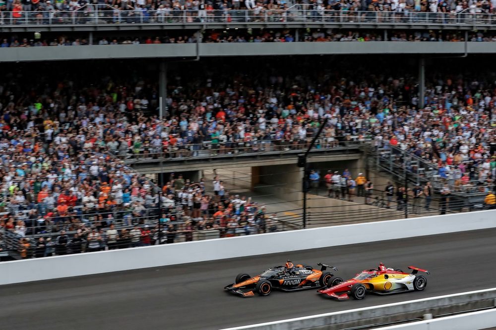 Patricio O'Ward, Arrow McLaren Chevrolet, Josef Newgarden, Team Penske Chevrolet