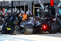 Hamilton diz que seus pneus "pareciam bal&otilde;es" em Silverstone