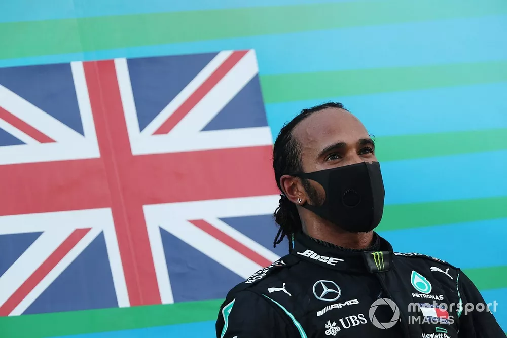 Lewis Hamilton, Mercedes-AMG Petronas F1, 1st position, on the podium