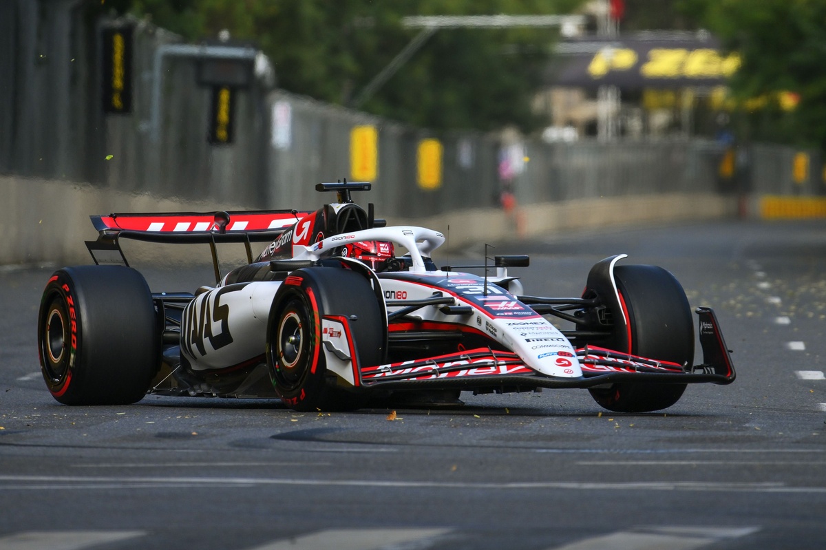 Esteban Ocon disqualifié à Bakou