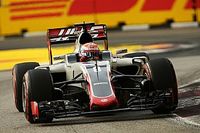 Сегодня пройдет презентация Haas. А вот какими ее машины были прежде