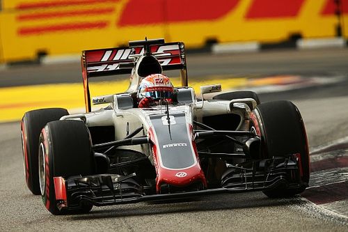 Сегодня пройдет презентация Haas. А вот какими ее машины были прежде