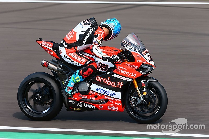 Melandri vise le podium sur ses terres